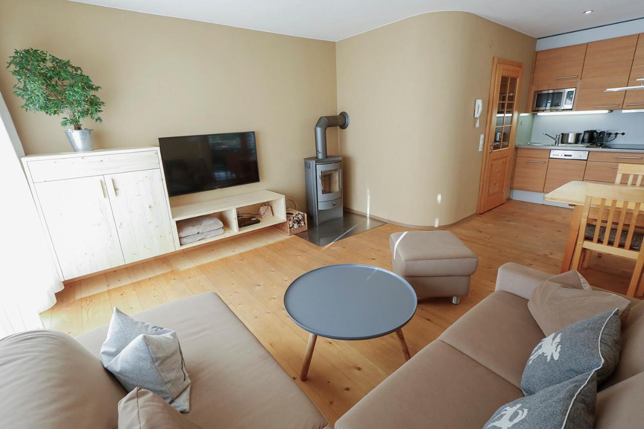 Chalet Christl Panorama Appartements Schruns Exterior photo